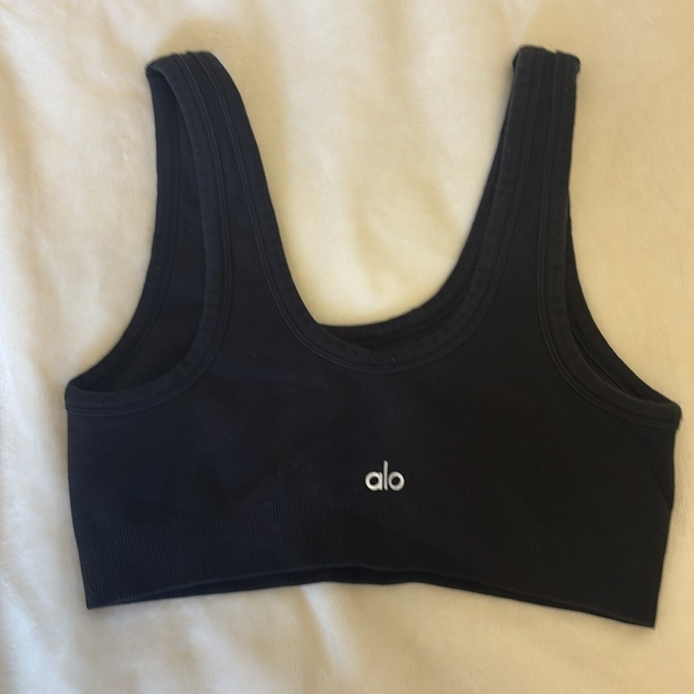 Black Women's sports bra